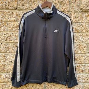 Nike vintage pullover